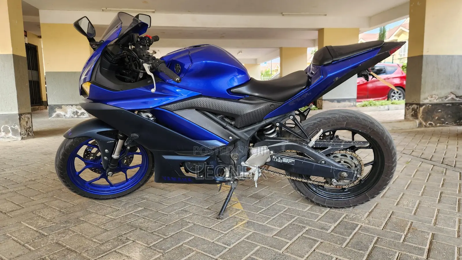 Yamaha R3 2022 Blue