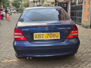 Mercedes-Benz C180 2006 Blue