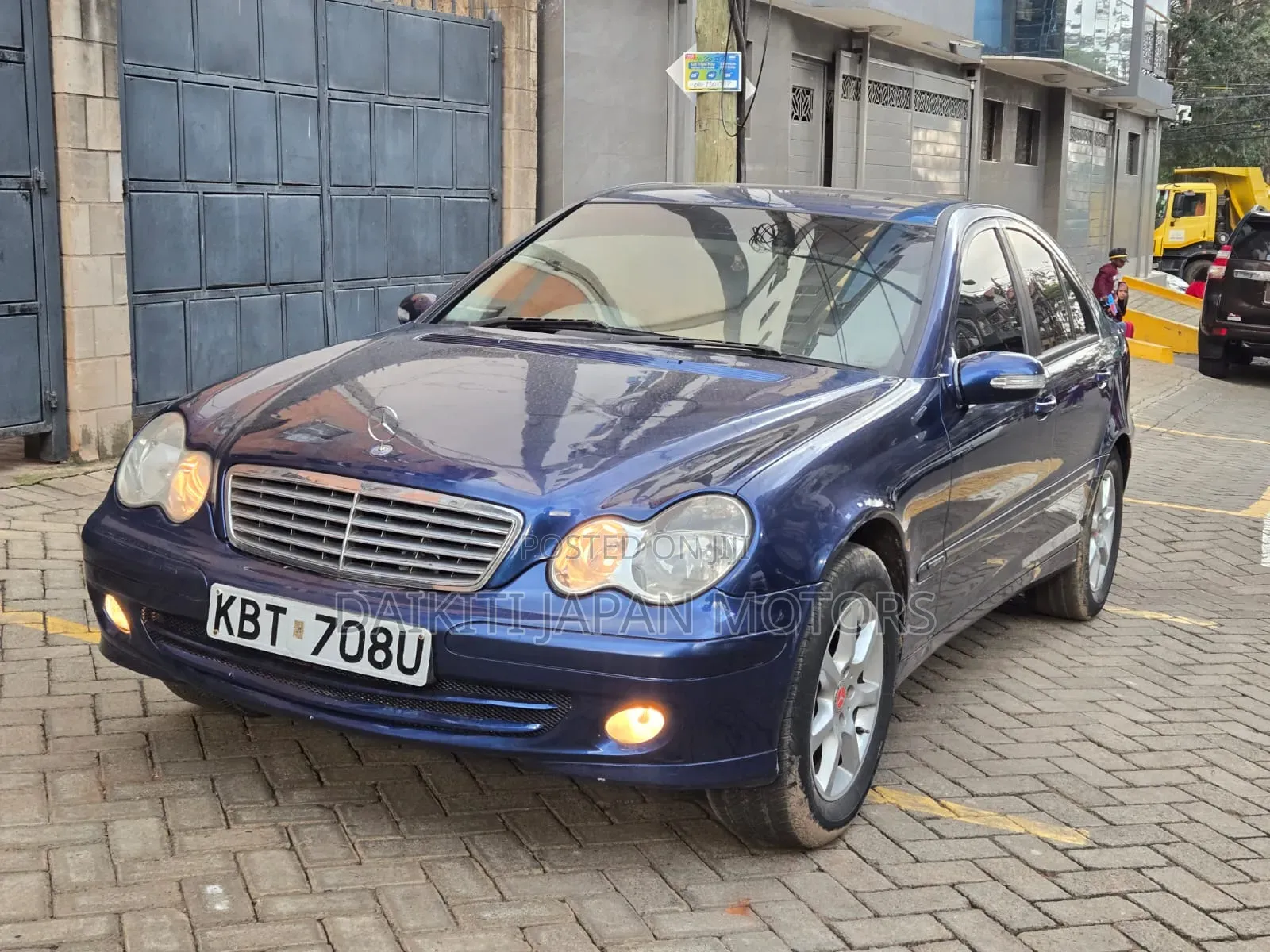 Mercedes-Benz C180 2006 Blue