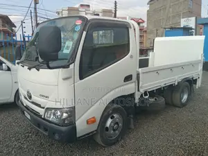 Toyota Dyna 2020 White