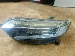 Marketble Honda Fit Shuttle Headlights