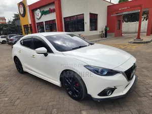 Mazda Axela 2016 White