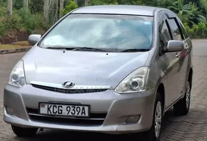 Toyota Wish 2008 Gold