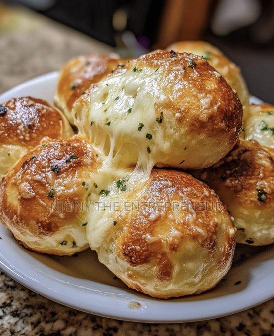Garlic Butter Cheese Bombs - main view