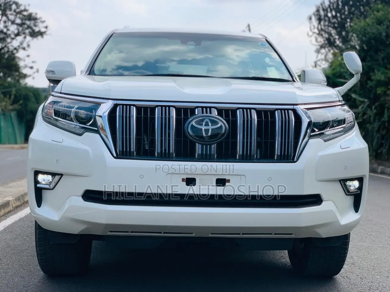 Toyota Land Cruiser Prado 2017 White