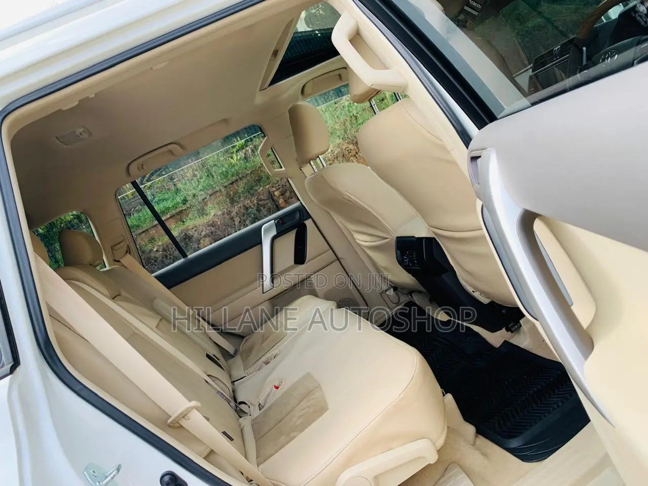 Toyota Land Cruiser Prado 2017 White