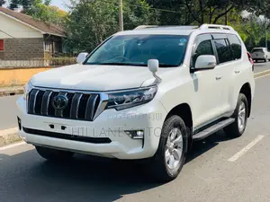 Toyota Land Cruiser Prado 2017 White