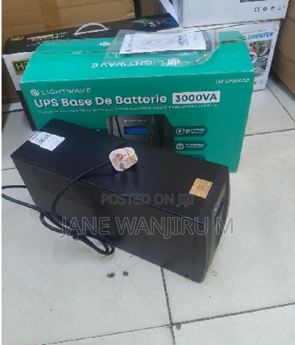 Lightwave 3000va Smart Ups – Protect Your Devices During Blackouts