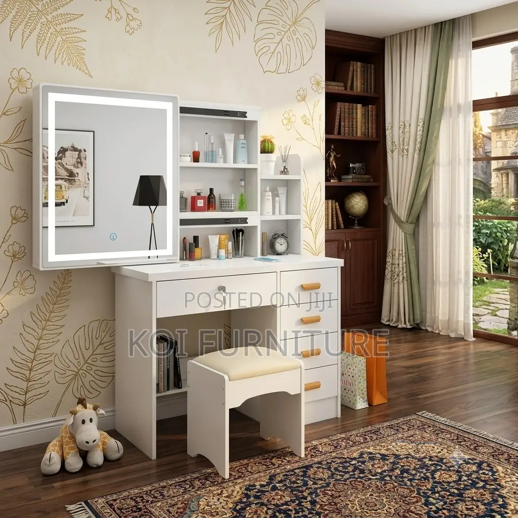 Dressers; Luxury Vanity Set With Drawer Set Up