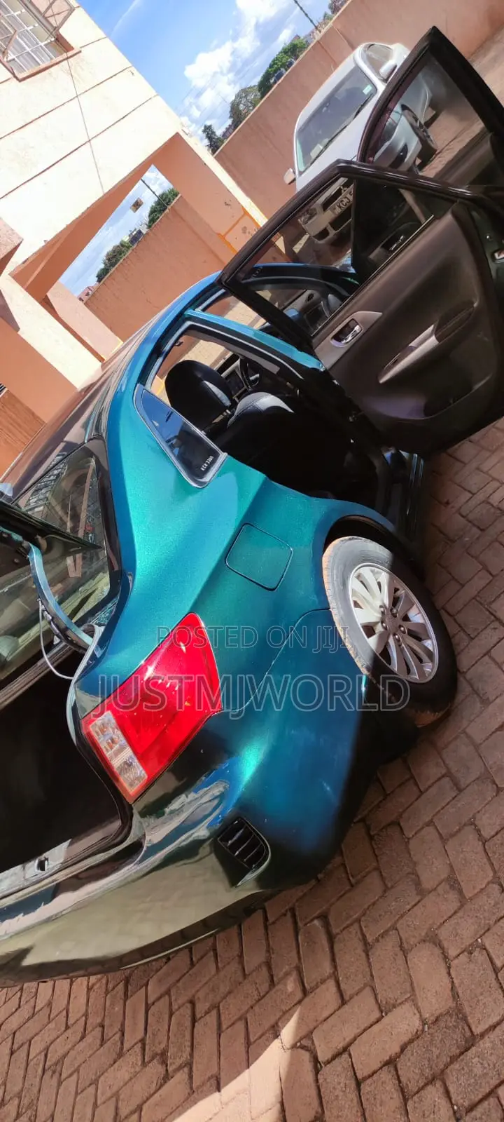 Subaru Legacy 2009 Blue