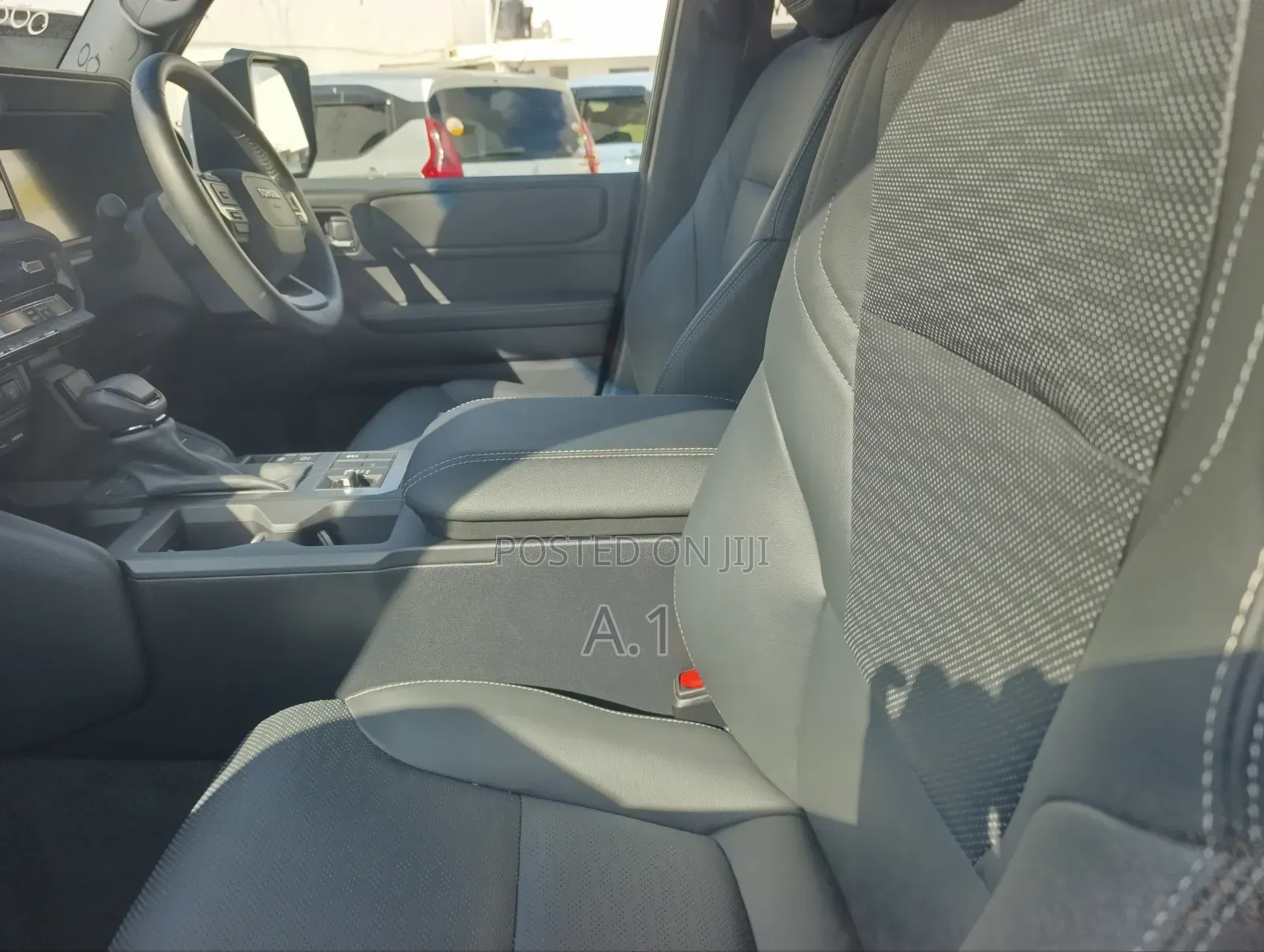 Toyota Land Cruiser Prado 2023 White