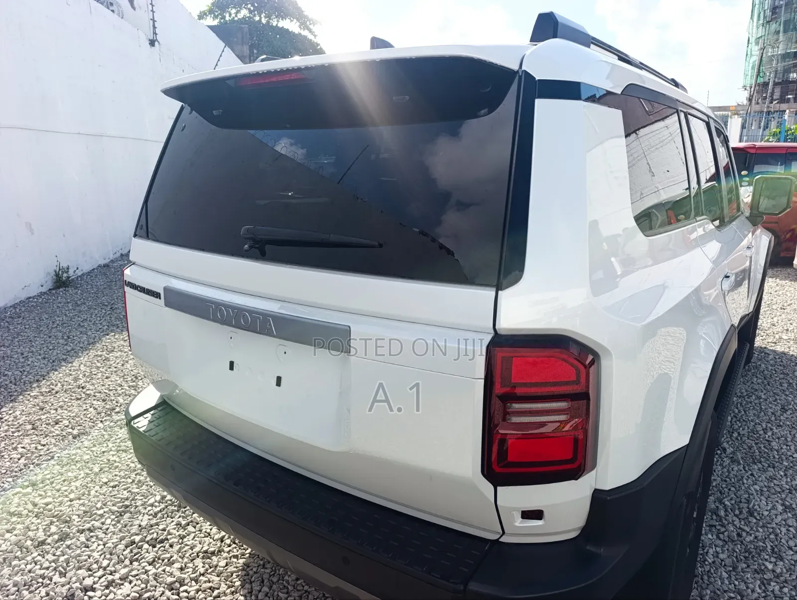 Toyota Land Cruiser Prado 2023 White