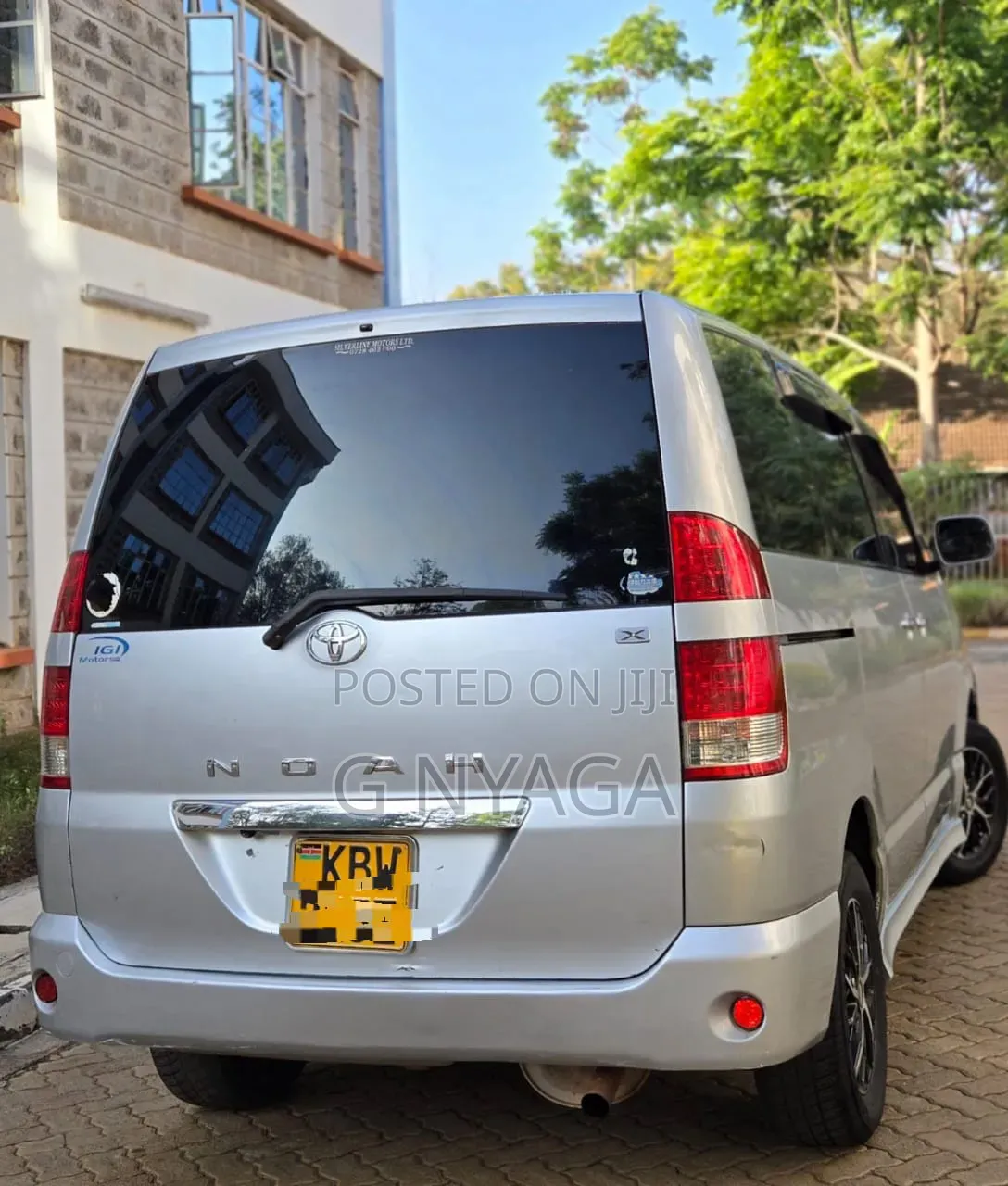 Toyota Noah 2007 Silver