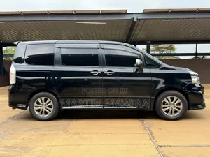 Toyota Voxy 2012 Black