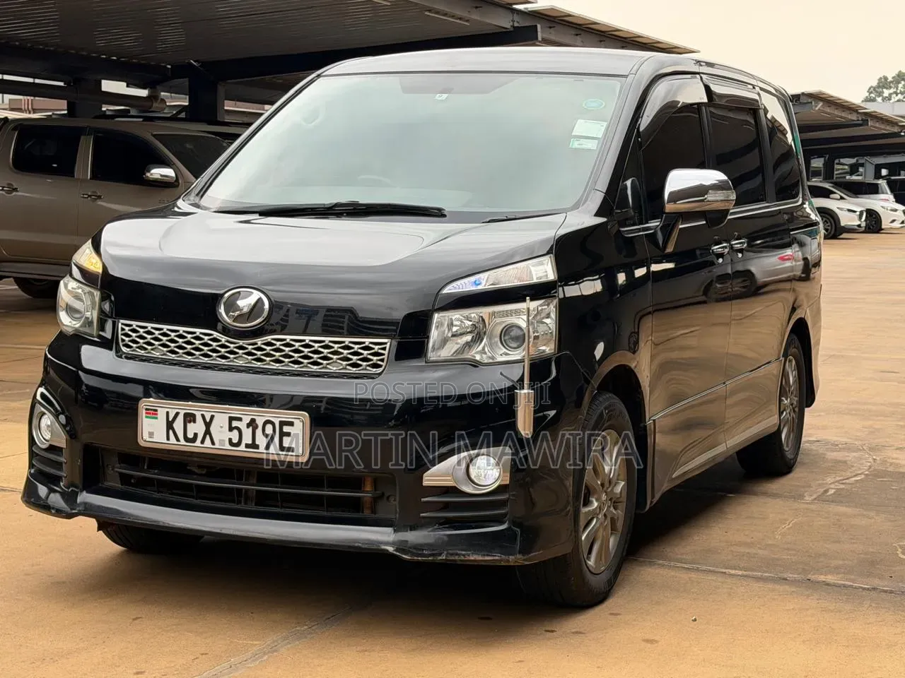 Toyota Voxy 2012 Black