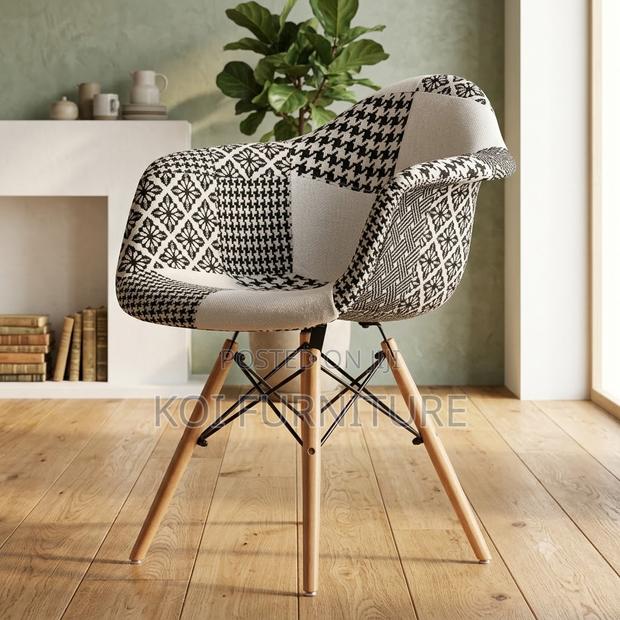Dining Chairs; Large Eames Dining Chair With Huge Armrest - thumbnail 2