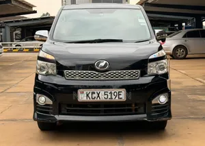 Toyota Voxy 2012 Black