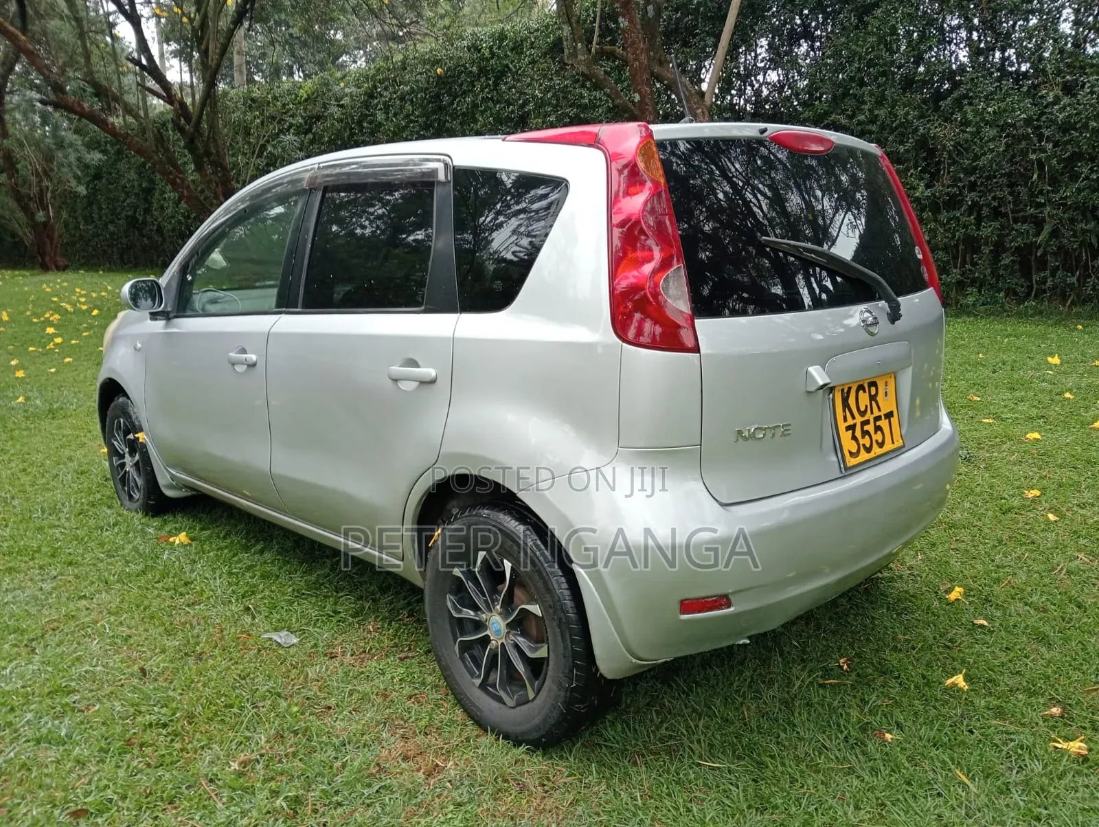 Nissan Note 2011 Gray