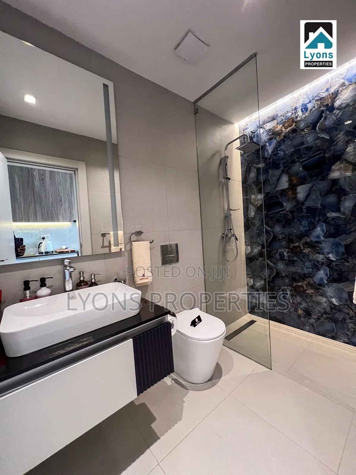 Furnished 2bdrm Apartment in Milimani for sale