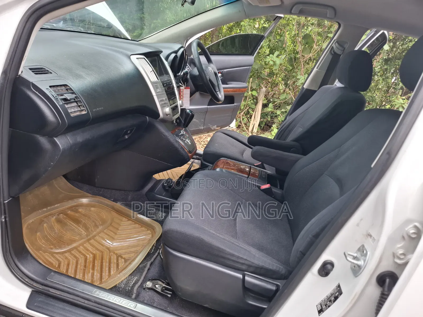 Toyota Harrier 2010 Off white