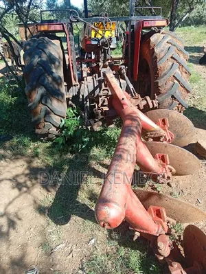 Massey Ferguson 365