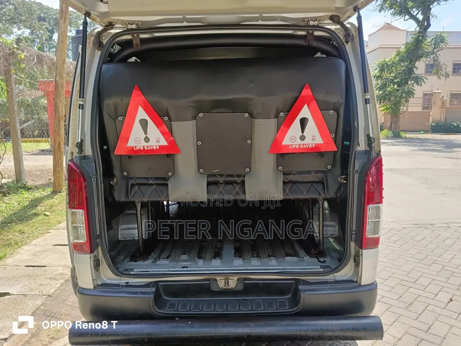 Toyota HiAce 2016 Silver