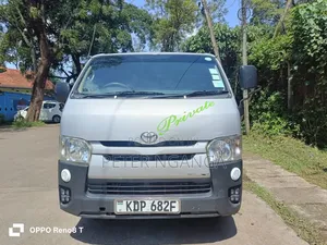 Toyota HiAce 2016 Silver