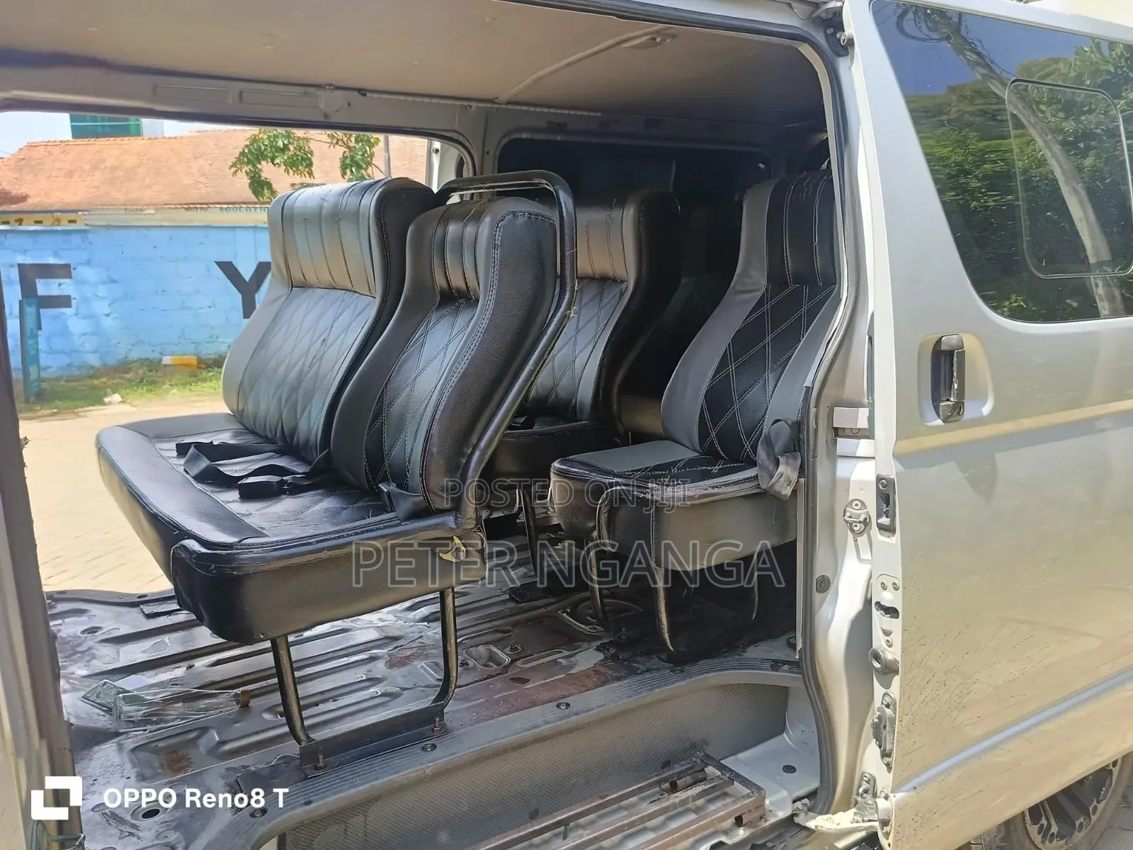 Toyota HiAce 2016 Silver