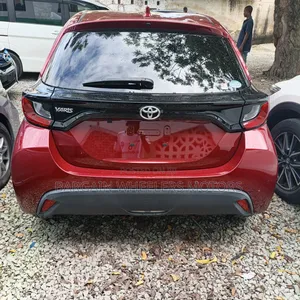 Toyota Yaris 2019 Red