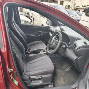 Toyota Yaris 2019 Red