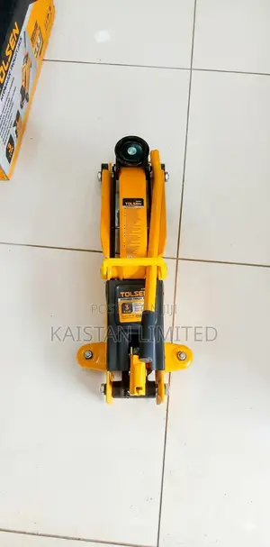Tolsen 3 Ton Floor Jacks. Floor Jacks Stand.