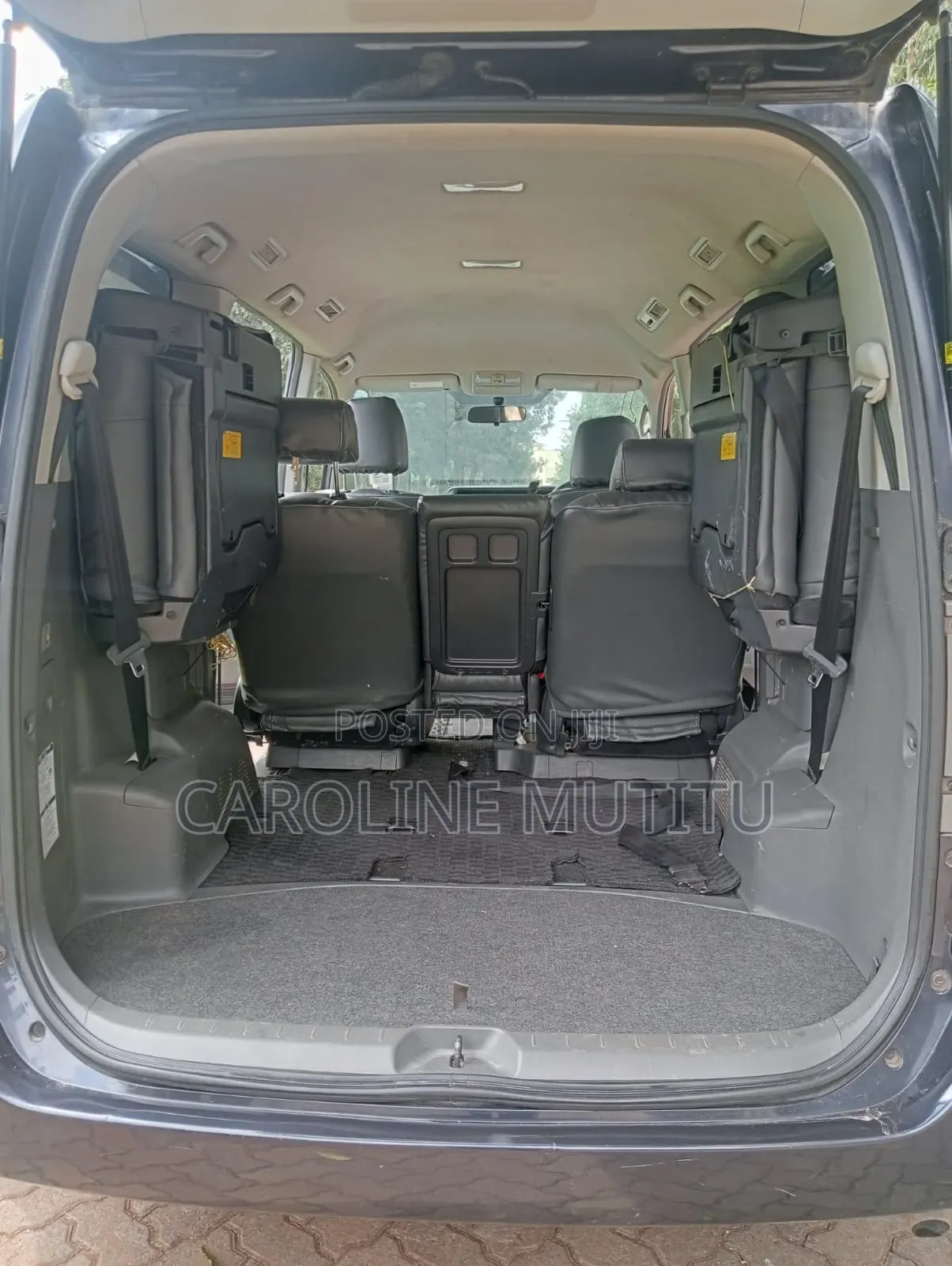 Toyota Noah 2010 Gray