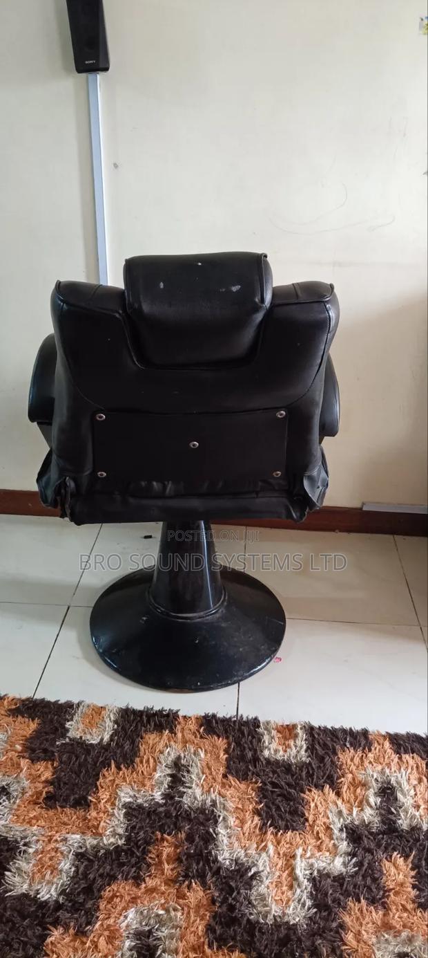Barber Seats - thumbnail 2