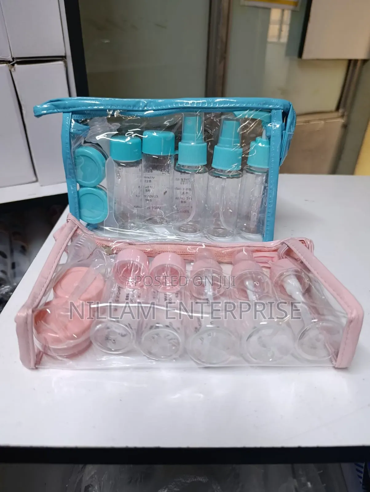 10pcs Refillable Travel Lotion Bottles Kit.