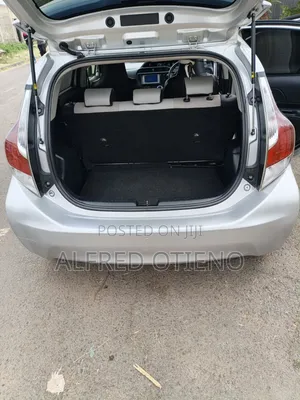 Toyota Aqua 2015 Silver