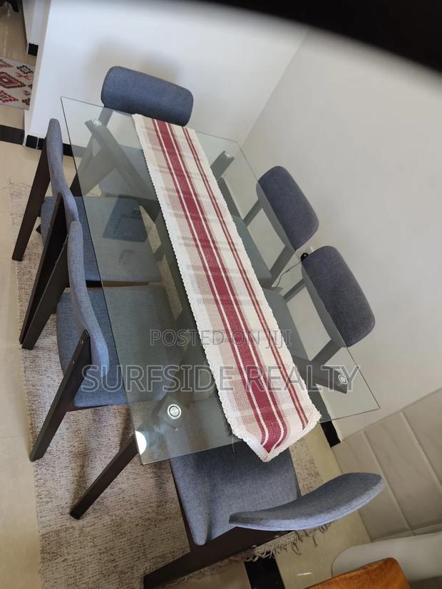 6 Seater Dinning Table