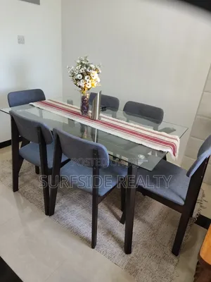 6 Seater Dinning Table