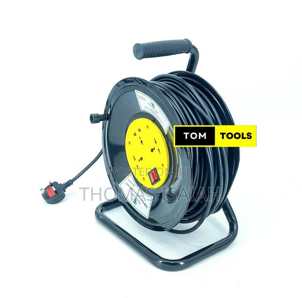 1.0mm X 50m Extension Cable Reel With Switch And 3 Sockets - thumbnail 5