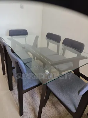 6 Seater Dinning Table