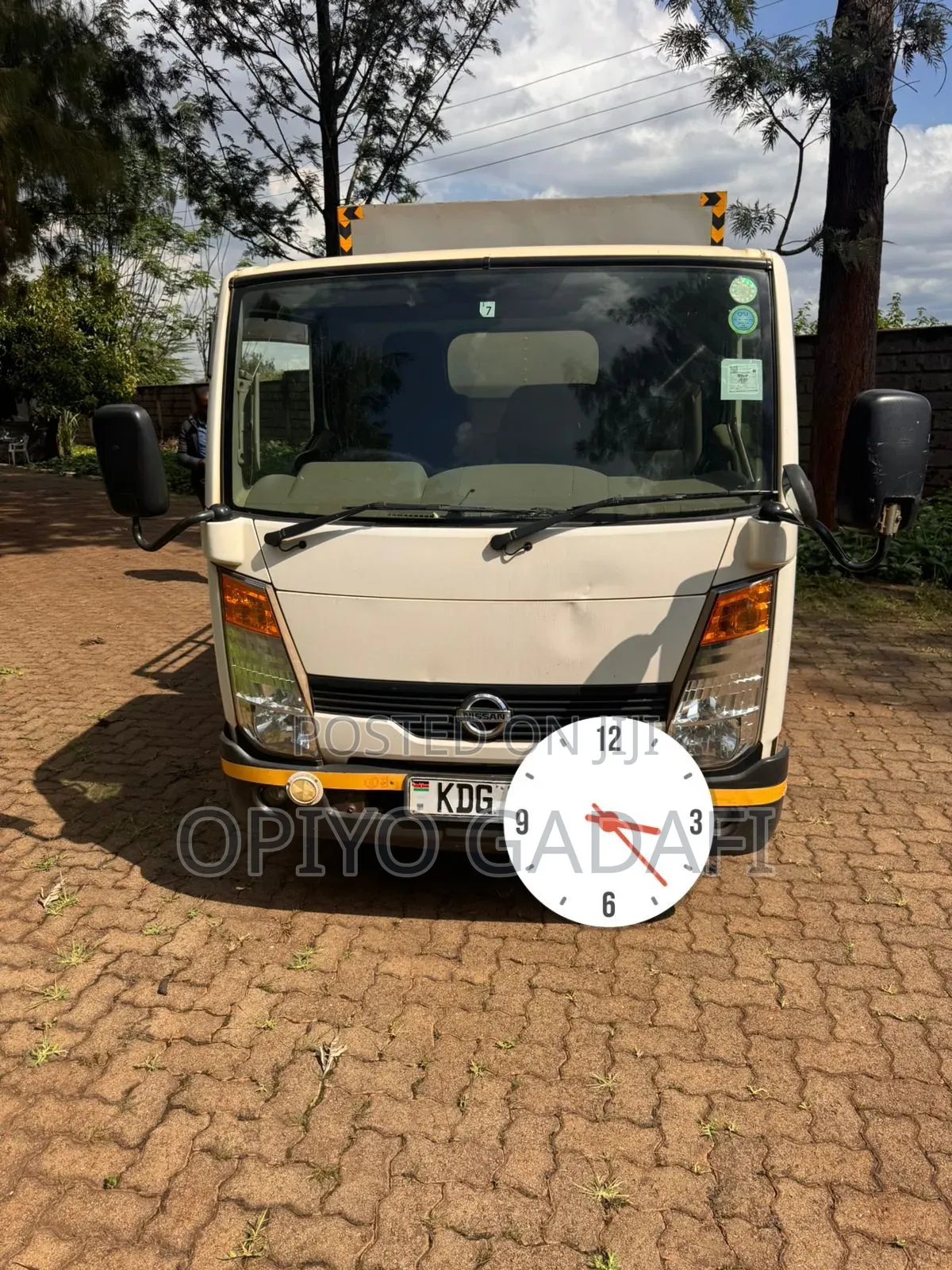 Nissan Clipper 2015 White