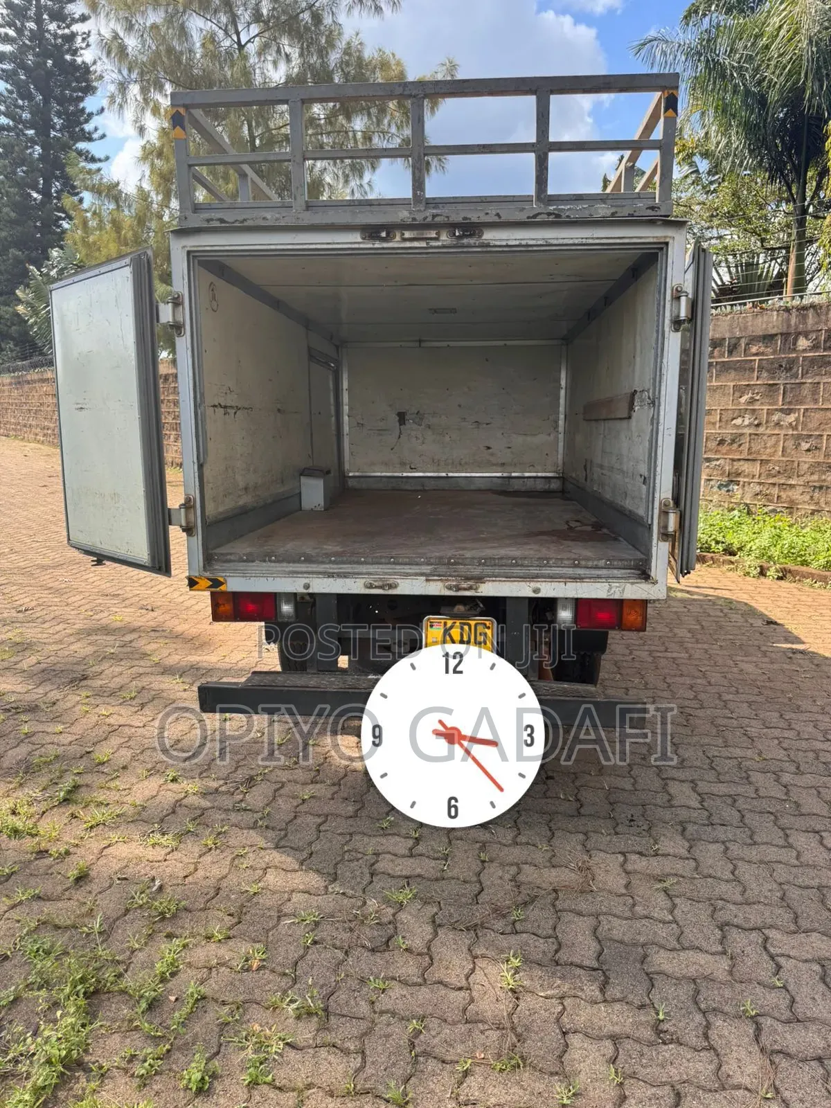 Nissan Clipper 2015 White