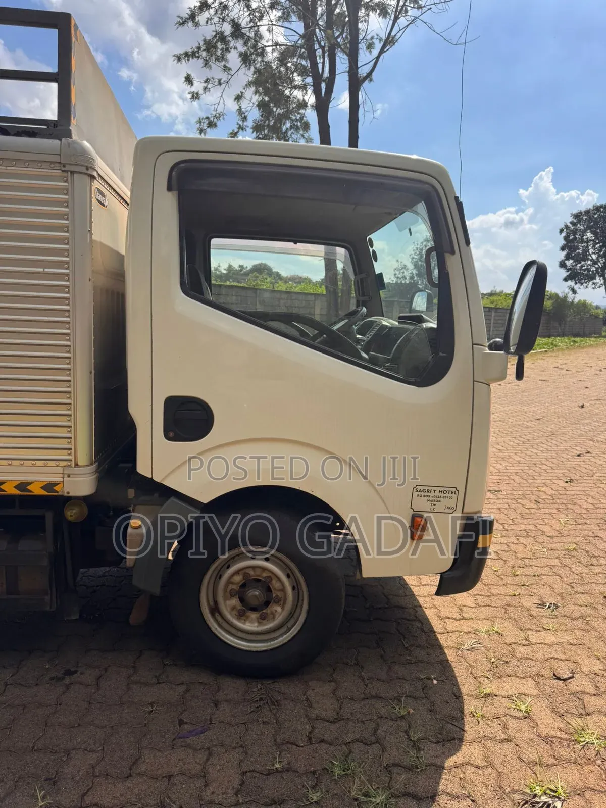 Nissan Clipper 2015 White