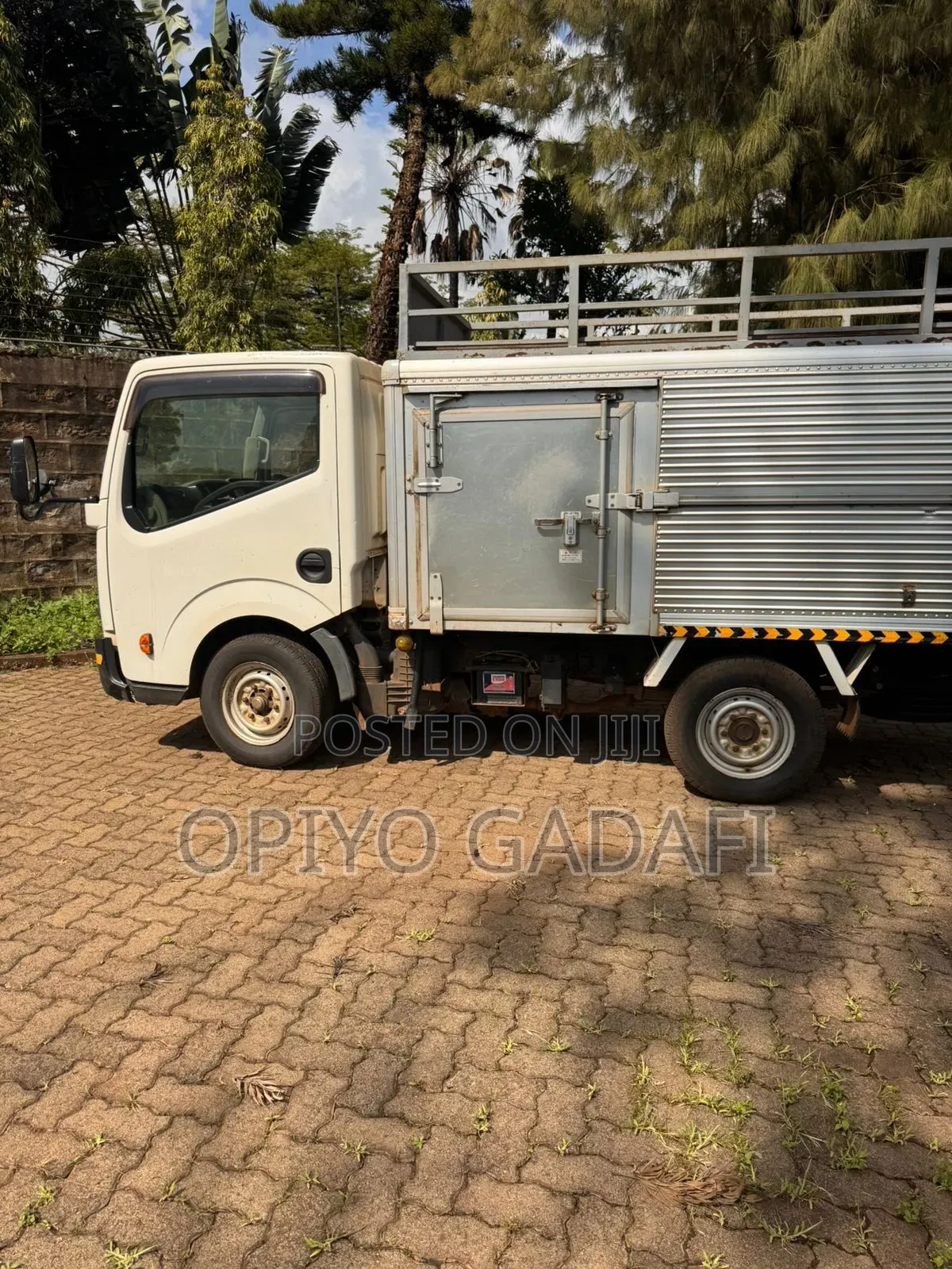 Nissan Clipper 2015 White