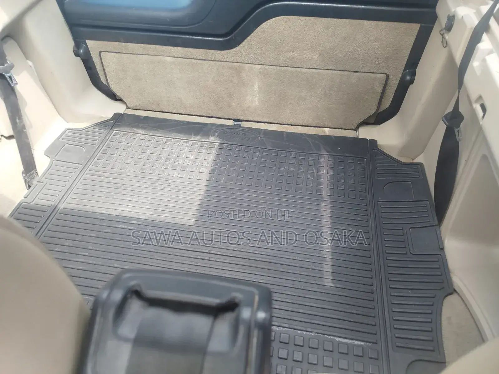 Land Rover Discovery 2015 Gold