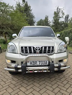 Toyota Land Cruiser Prado 2005 Gold