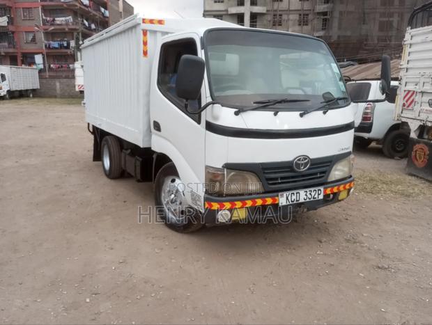 Toyota Dyna - thumbnail 4