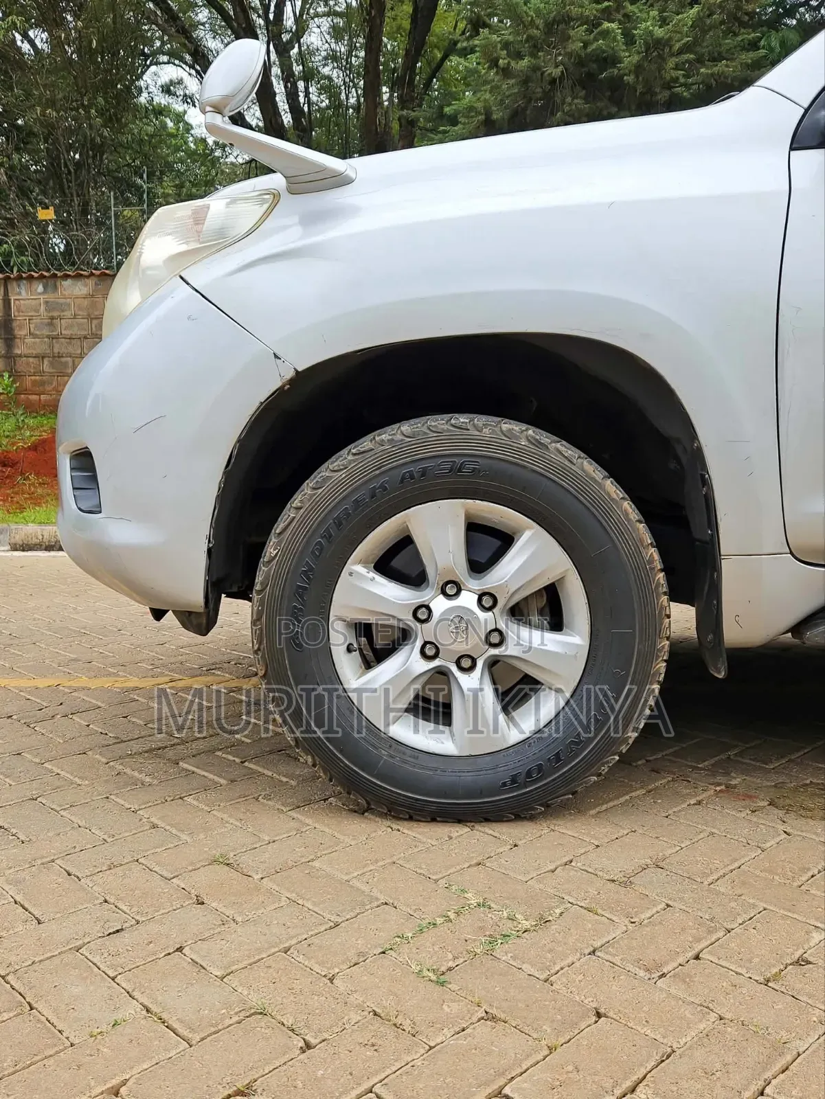 Toyota Land Cruiser Prado 2009 Silver