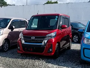 Nissan Dayz Roox 2019 Red
