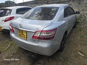 Toyota Premio 1.8 FWD 2014 Silver