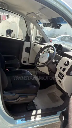 Toyota Porte 1.5 FWD 2020 Yellow